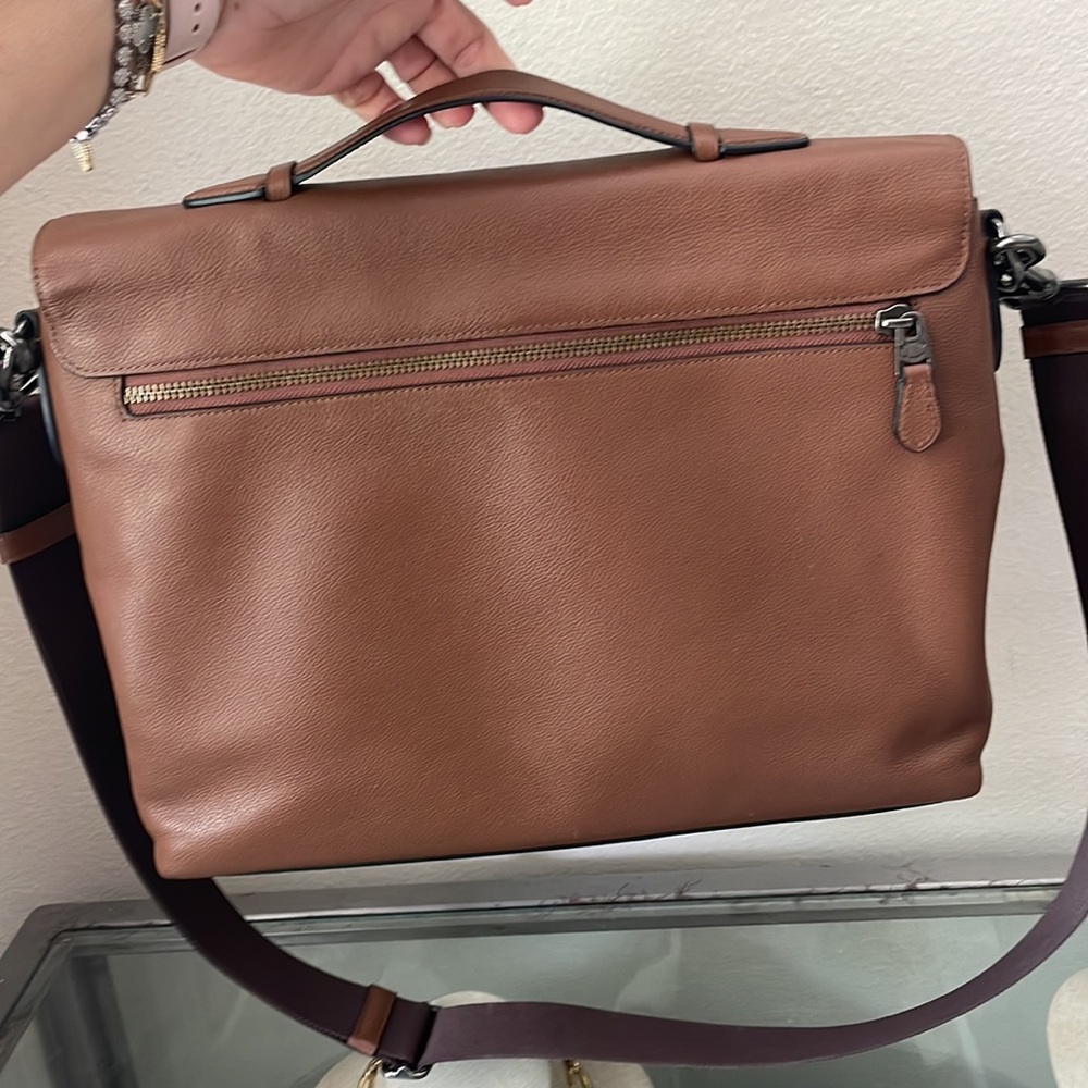Coach soft brief/laptop messenger - Picture 2 of 11
